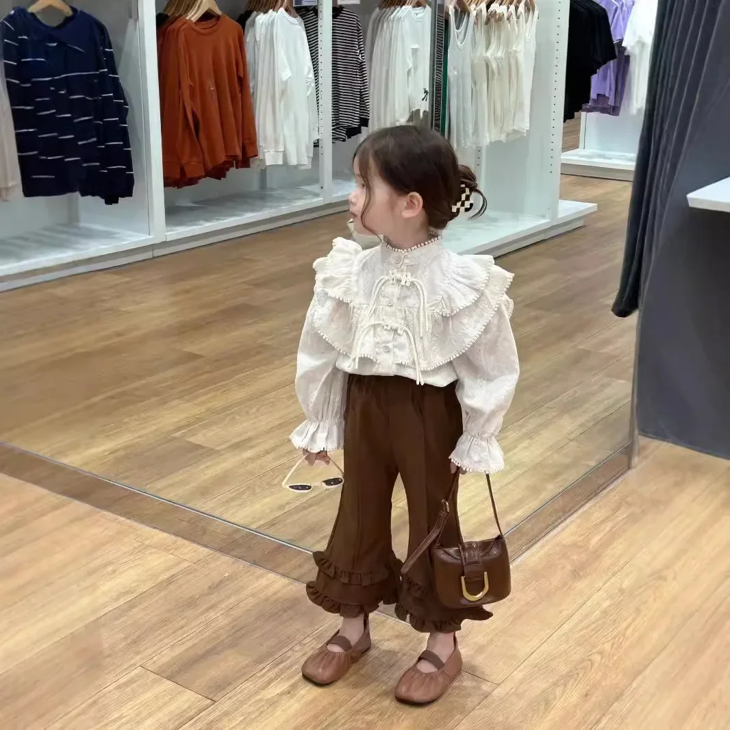 

Girls Top 2025 Autumn New Korean Edition Lace Long Sleeve Retro Flying Sleeve Shirt Sweet, Cute and Fashionable for Daily Wear