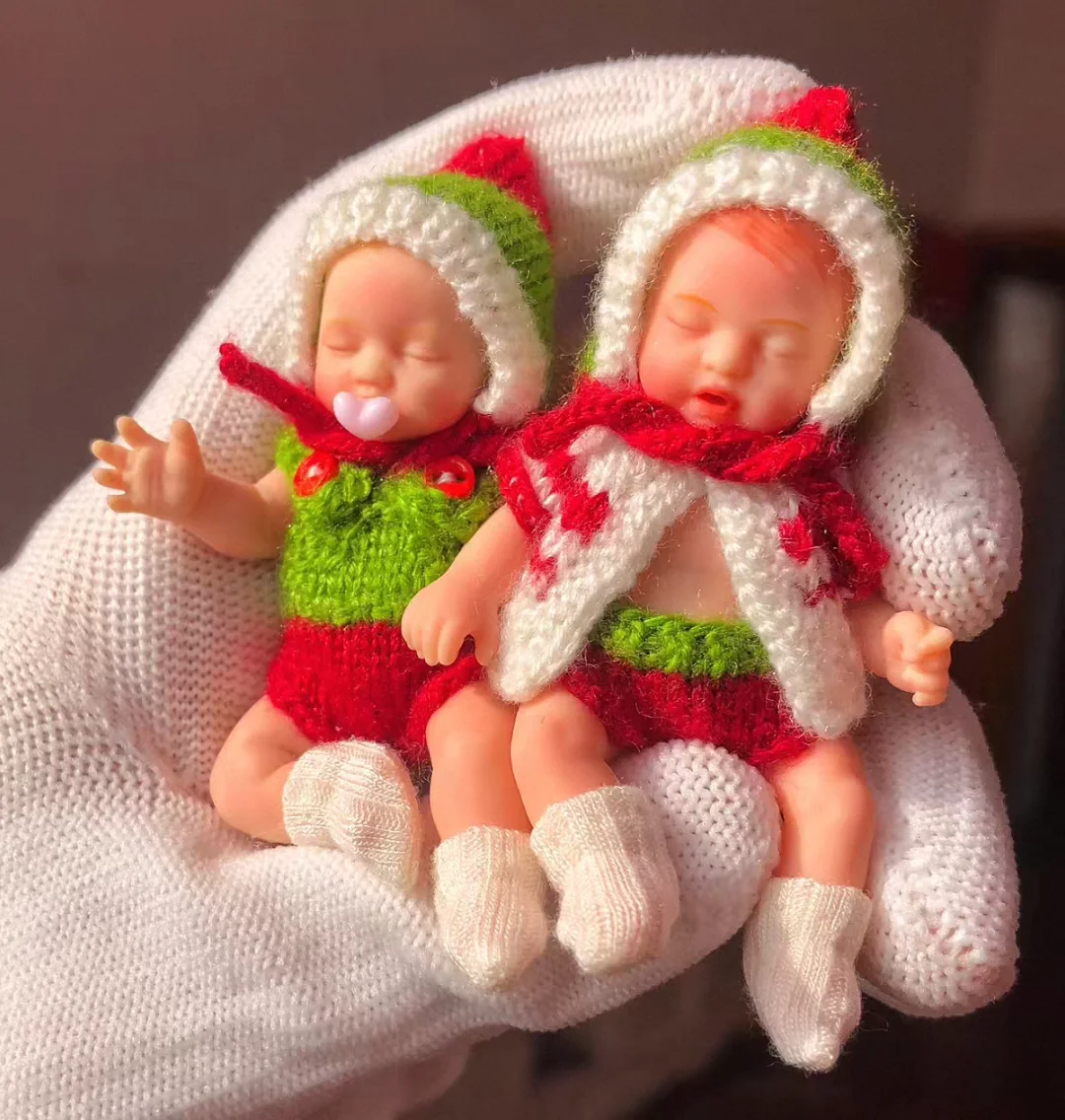 Ubranka dla lalek ZURU Mysterious Box Baby Ball Akcesoria Ubranka dla lalek Zestaw świąteczny Miniverse Mini Brands Ubranka dla lalek Baby Doll