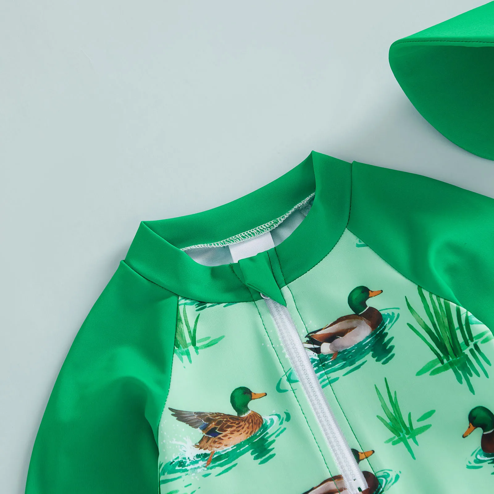 2026 Summer Newborn Baby Boys Rash Guard Swimsuits Shark/Duck Print Long Sleeve Zip Up Bathing Suits with Sun Cap Swimwear