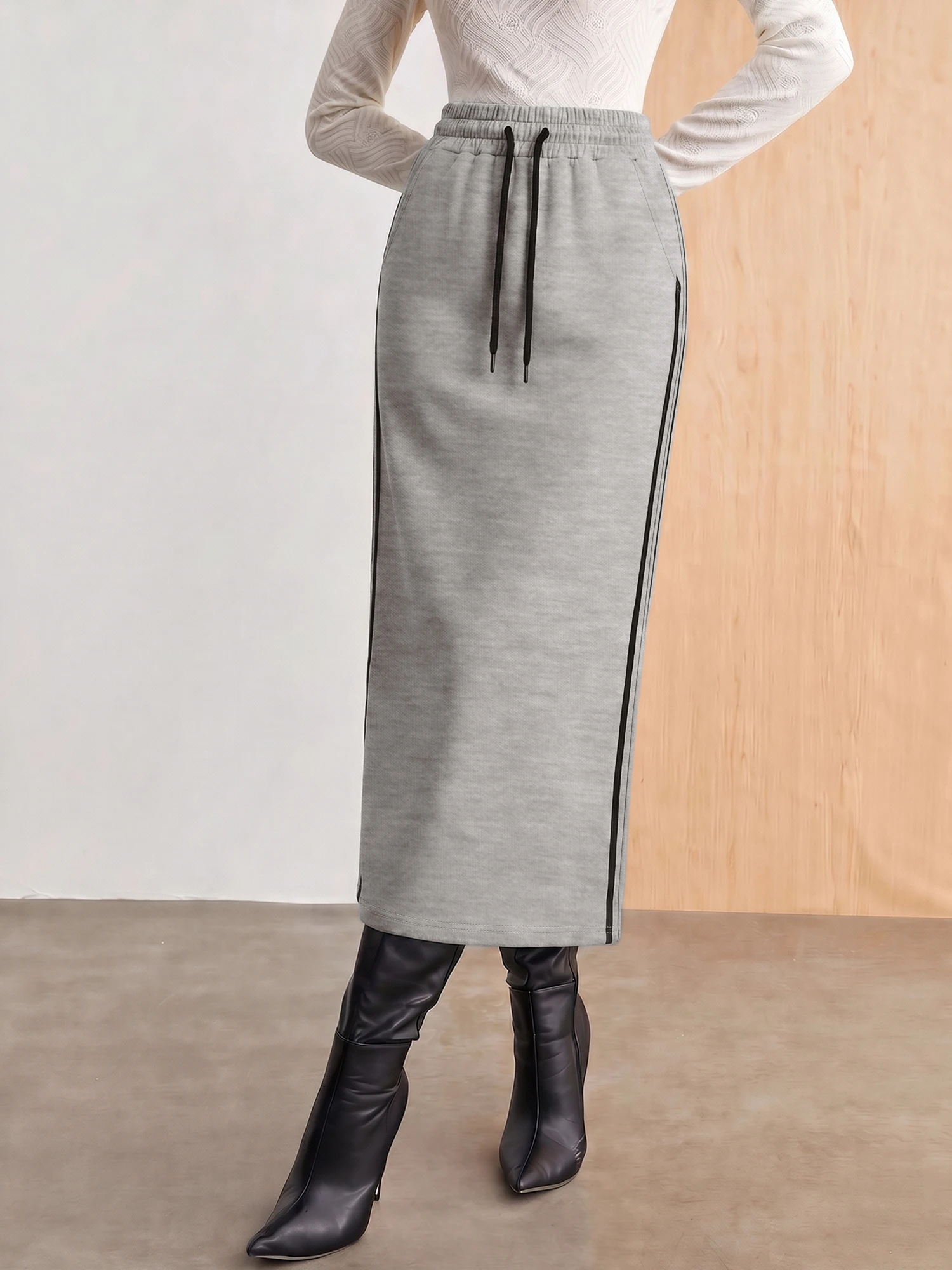 ヴィンテージトラックスタイルのミディスカート、サイドスリット - Vintage Urban Fashion のレビューと価格