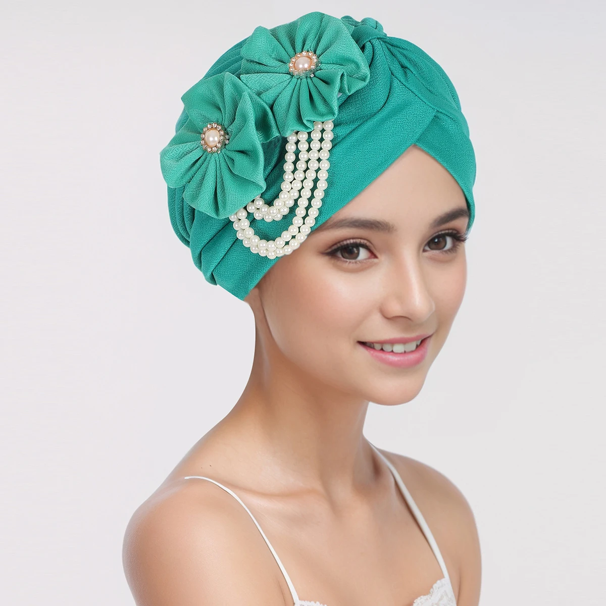 Pérolas Beading boné turbante para as mulheres, design flor, feminino cabeça wraps, lenço muçulmano, capota hairloss, tampa do chapéu