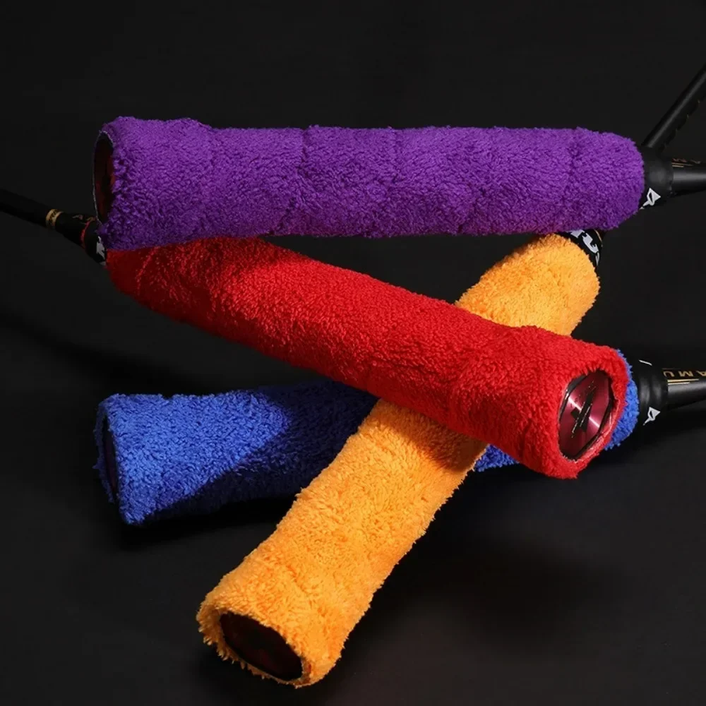 شريط قبضة منشفة قطني ممتص للعرق من Pro لمضارب كرة الريشة للتنس، غلاف تحكم غير قابل للانزلاق في كل عبوة