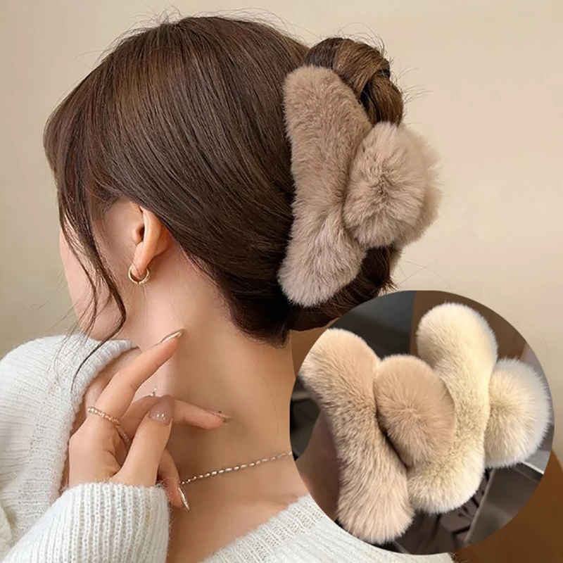 

Winter Rex Rabbit Fur Hair Claw Elegant Hairpins Plush Hair Clip Barrettes Crab Clip Headwear For Women Girls Hair Accessories