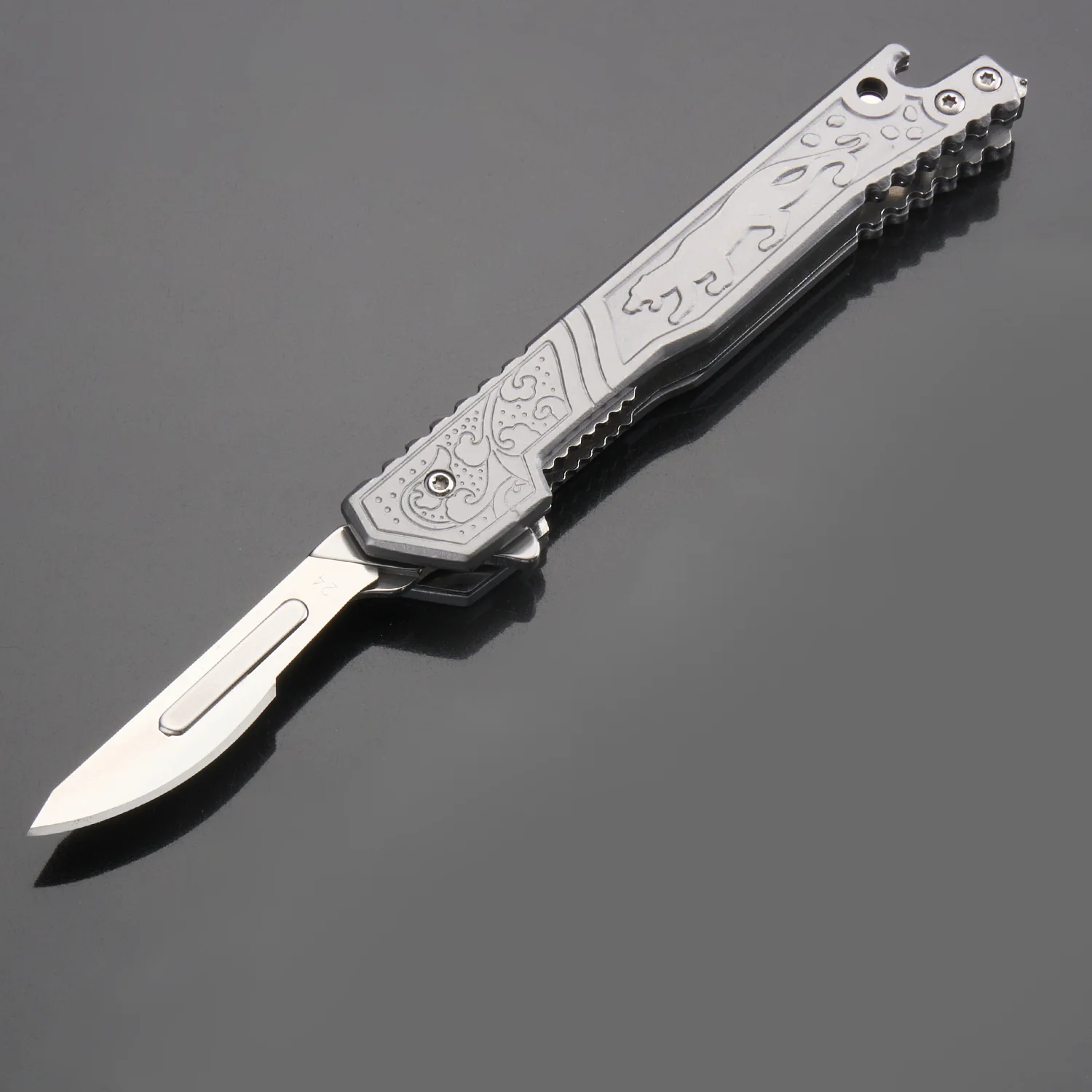 Portable Folding Craft Knife with Dragon Pattern, Sharp Replaceable Blade Tool for Model Making, DIY & Outdoor Use, Metal Handle