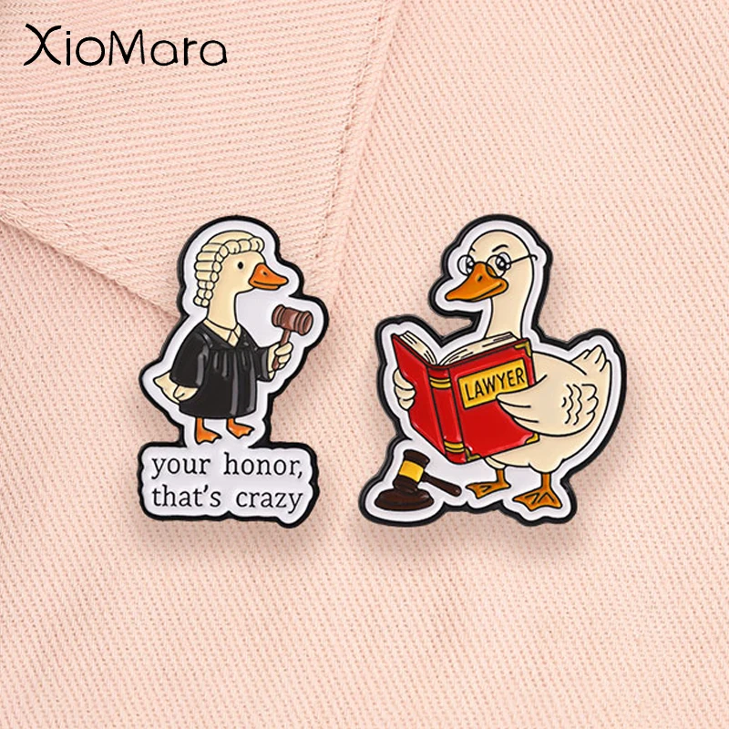 Funny Judge Lawyer Duck Enamel Pins Your Honor That's Crazy Cartoon Animal Brooches Lapel Badge Jewelry Gifts for Law Students ﻿