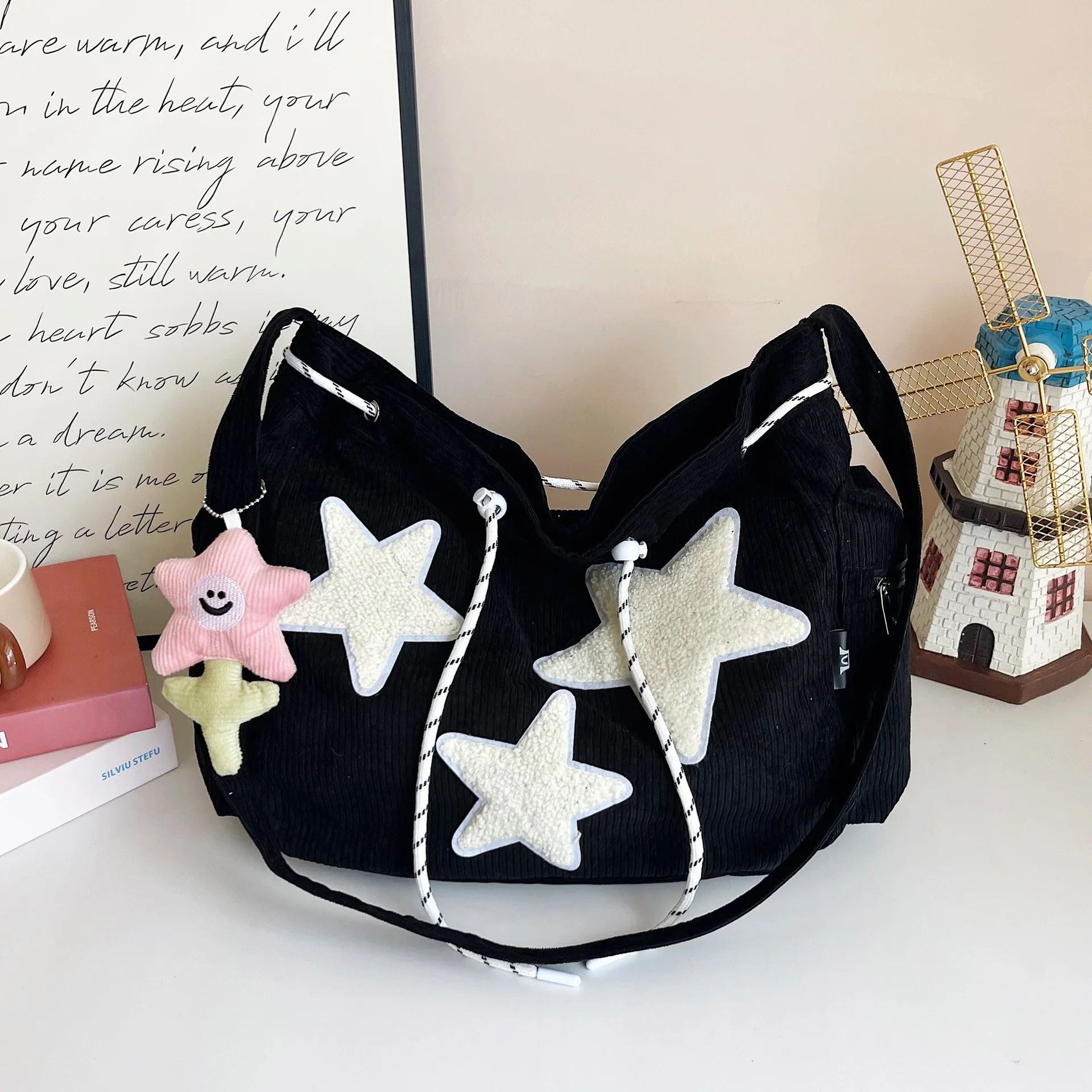 Y2K Corduroy Star Tote Bag, Cute Casual Crossbody Shoulder Bag with Plush Star Decor, Large Capacity Messenger Bag for Daily Use view 5