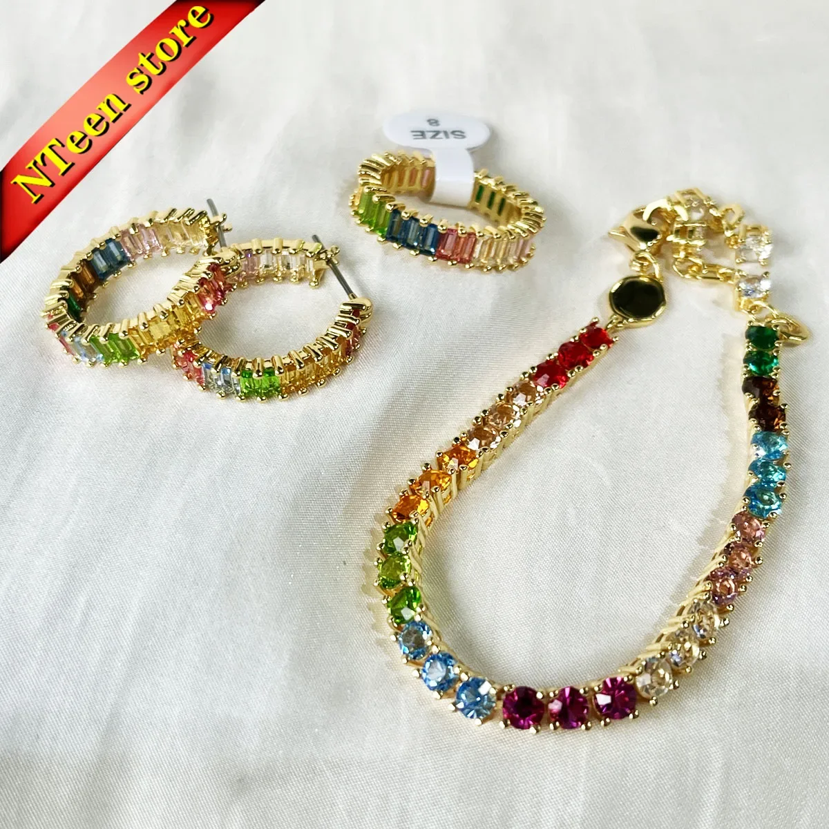 

2024 New Women's Jewelry Set Necklace Earrings Bracelet Ring High Quality Crystal Charm Gift Wholesale
