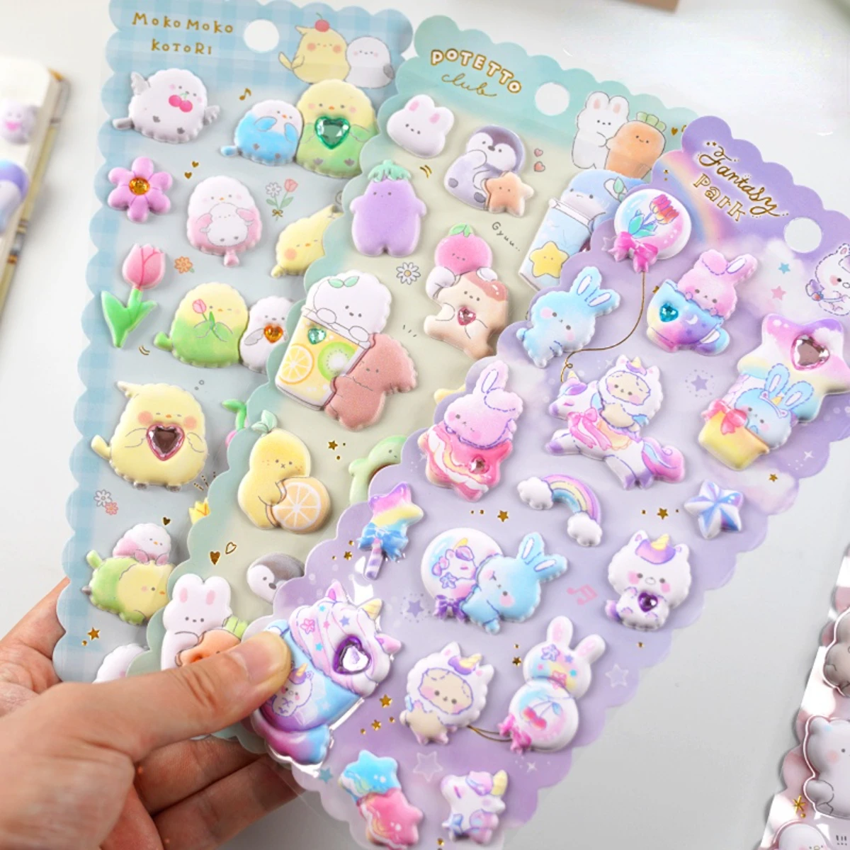 1 pc Random Cute Little Animals Crystal Decorative 3D Puffy Stickers Cute Stationery Diy Scrapbooking Sticker