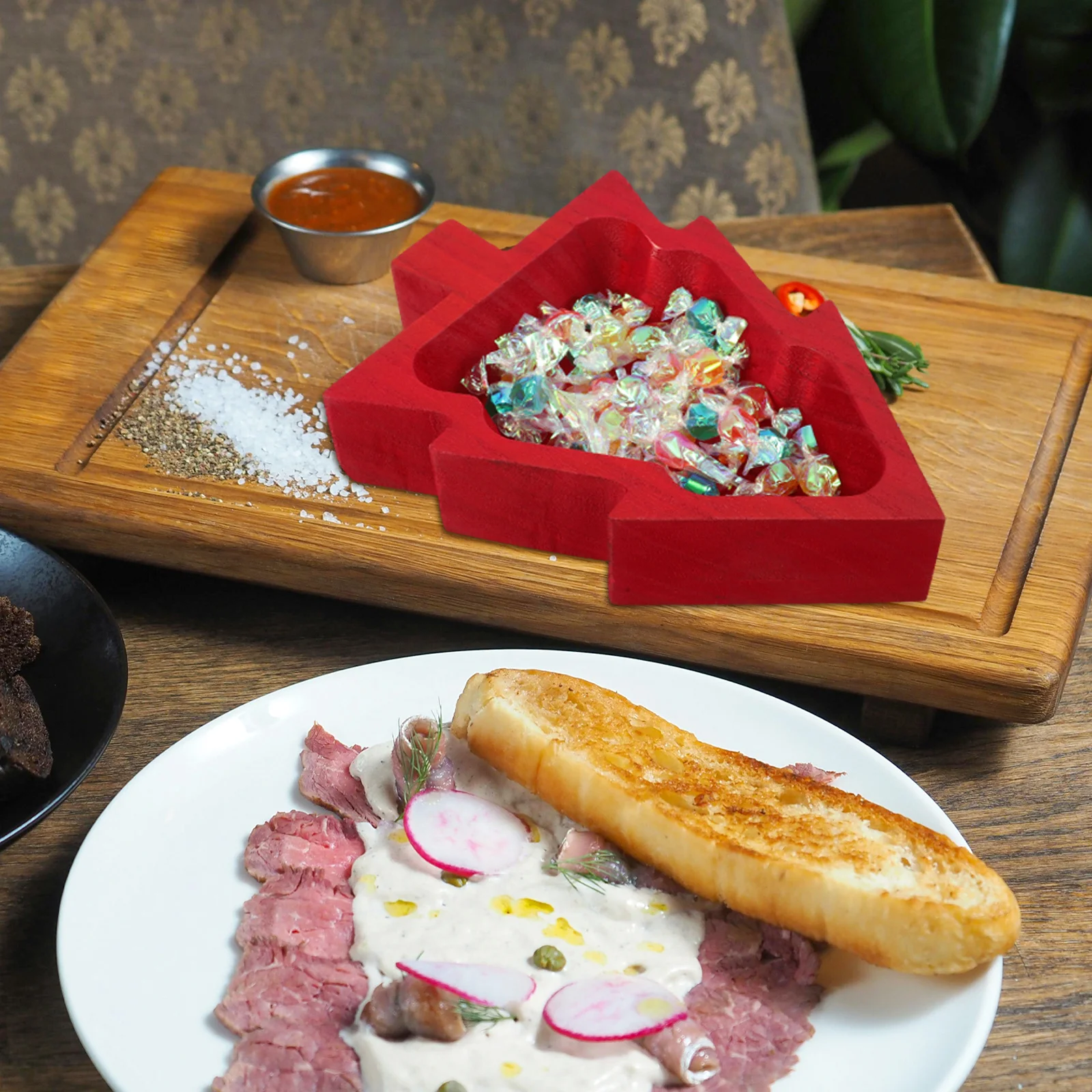 

Unique Xmas Tree Style Dish Tray Classic Design Suitable Outdoor Picnics Parties Family Events Dessert Plates Creative Dish Tray