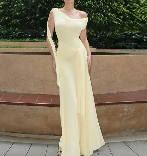 

Winter New Women's Sexy Backless Mesh Splicing Slimming Dress Female Clothing 2026 Temperament Women Fashion Sleeveless Dresses