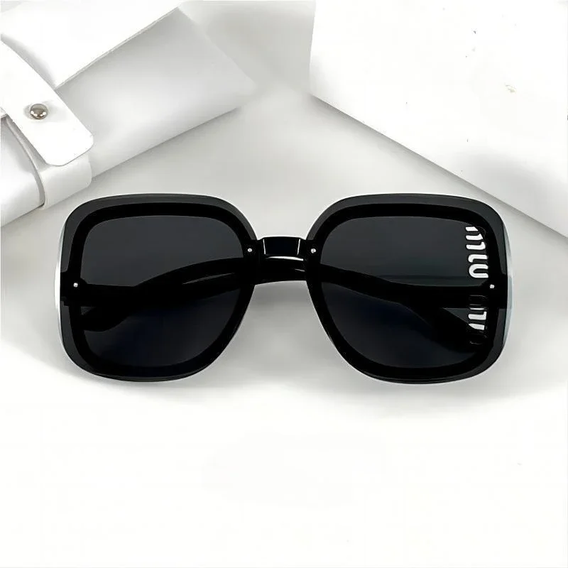 Thumbnail 3 - #17 Budget Trendy Fashion Sunglasses for Smart Shoppers