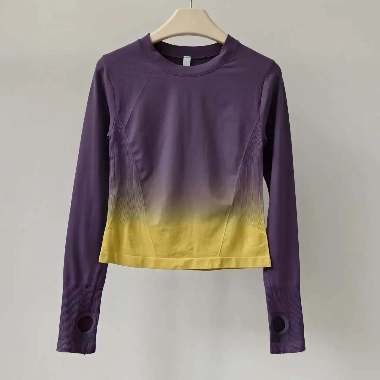 Women's Gradient Color Light Breathable Quick-Drying Long-Sleeved Yoga Wear Sports T-Shirt Fitness Sweat-Absorbent Top