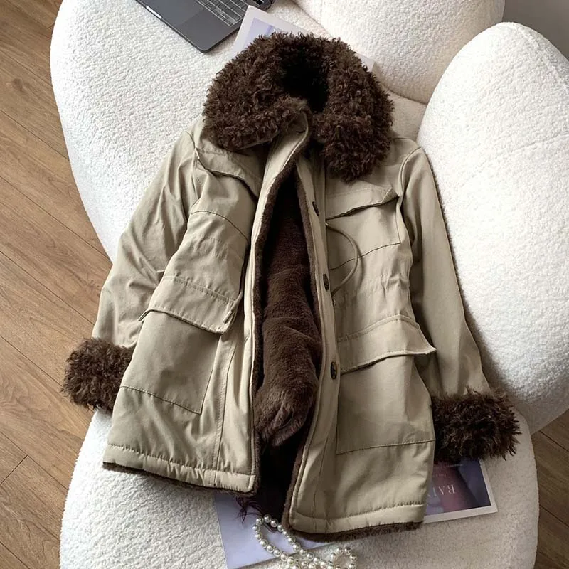 2026 Winter Overcoming Imitation Lamb Hair Pie With Lapels Fashion Collar Loose Cotton-padded Coat Women New Warm Jacket Female