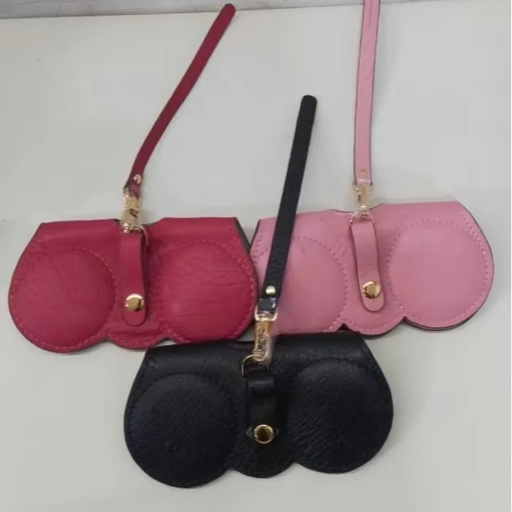 

Новинка 2024 года, зажим для очков из страусиной кожи, украшение из натуральной кожи, сумка для хранения солнцезащитных очков, модный защитный чехол, чехол для очков 45