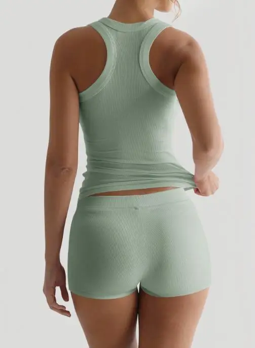 Damski Zestaw Ubrań na Siłownię, Casualowy Zestaw Szortów Sportowych, Styl Sportowy do Jogi, Jednolity Kolor, Obcisły Top na Ramiączkach, Seksowny Zestaw Szortów Podkreślających Biodra