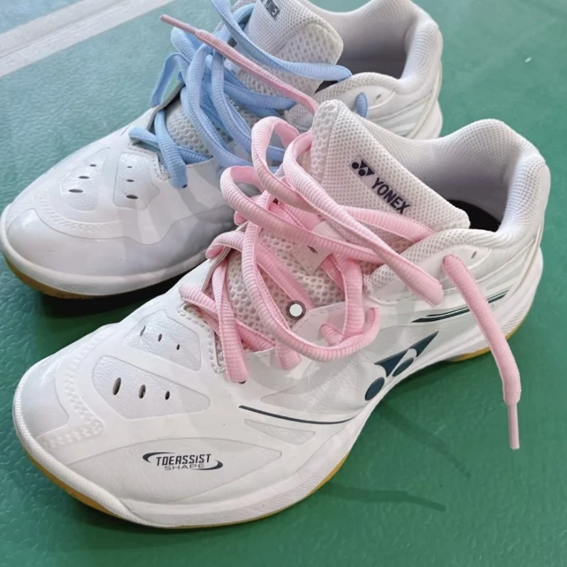 cadarcos-para-tenis-de-badminton-serie-65z-cadarcos-profissionais-em-azul-claro-e-rosa-claro-cadarcos-em-forma-de-mei