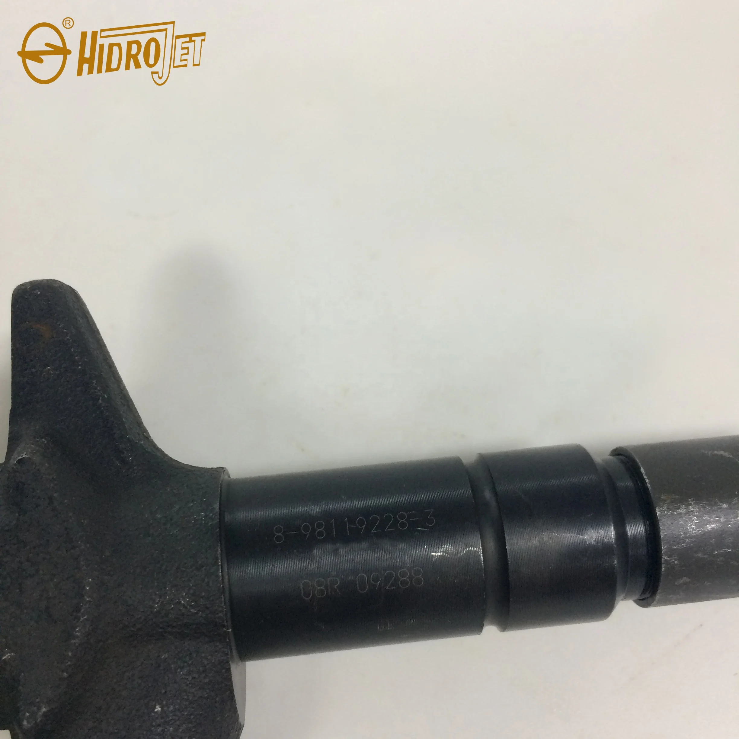 ชิ้นส่วนเครื่องยนต์ดีเซลหัวฉีดน้ํามันเชื้อเพลิง 8-9811-9228-3 หัวฉีด 8- 98119228 -3 สําหรับ 4JJ1