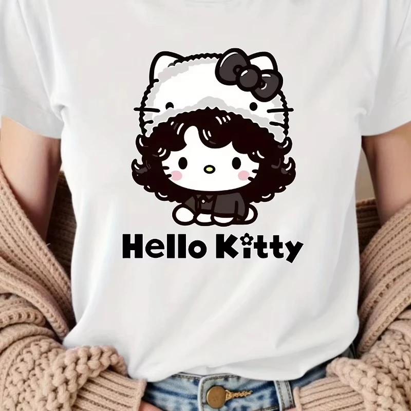 

MINISO Hello Kitty женская милая футболка с принтом и футболка больших размеров с героями мультфильмов Y2K, повседневная свободная футболка с круглым вырезом и коротким рукавом в стиле ретро Harajuku