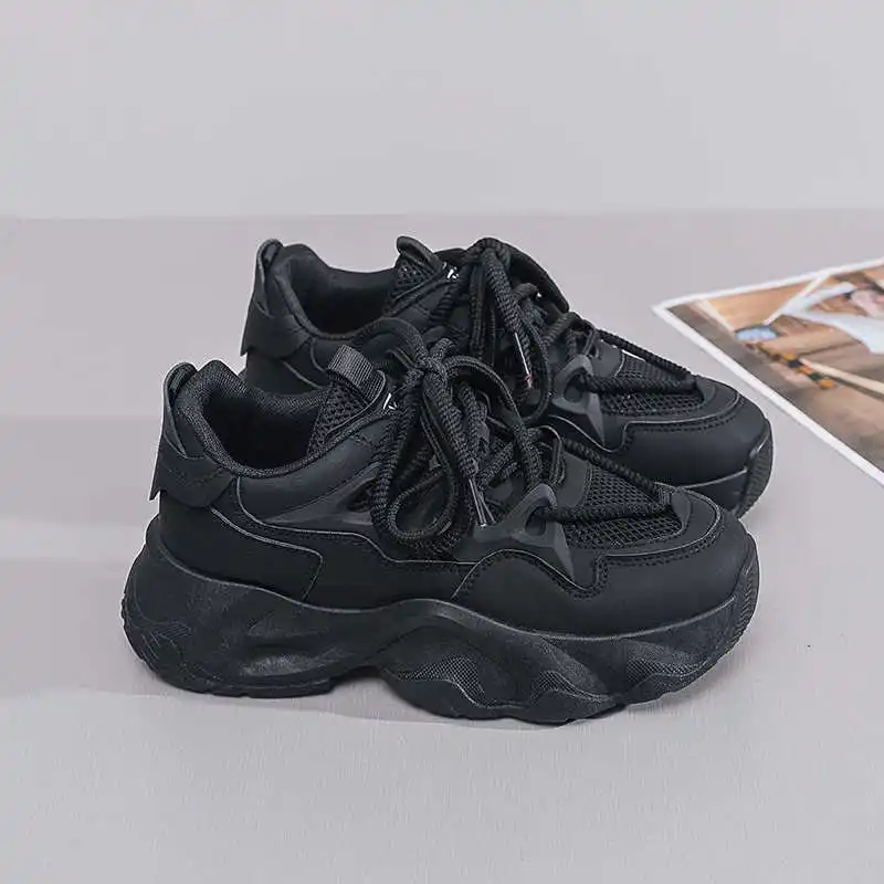 

Non-slip Sole Parkour Shoes Due To Woven White Shose For Women Ergonomic Sneakers Sports Cool Character Tenes Fashion