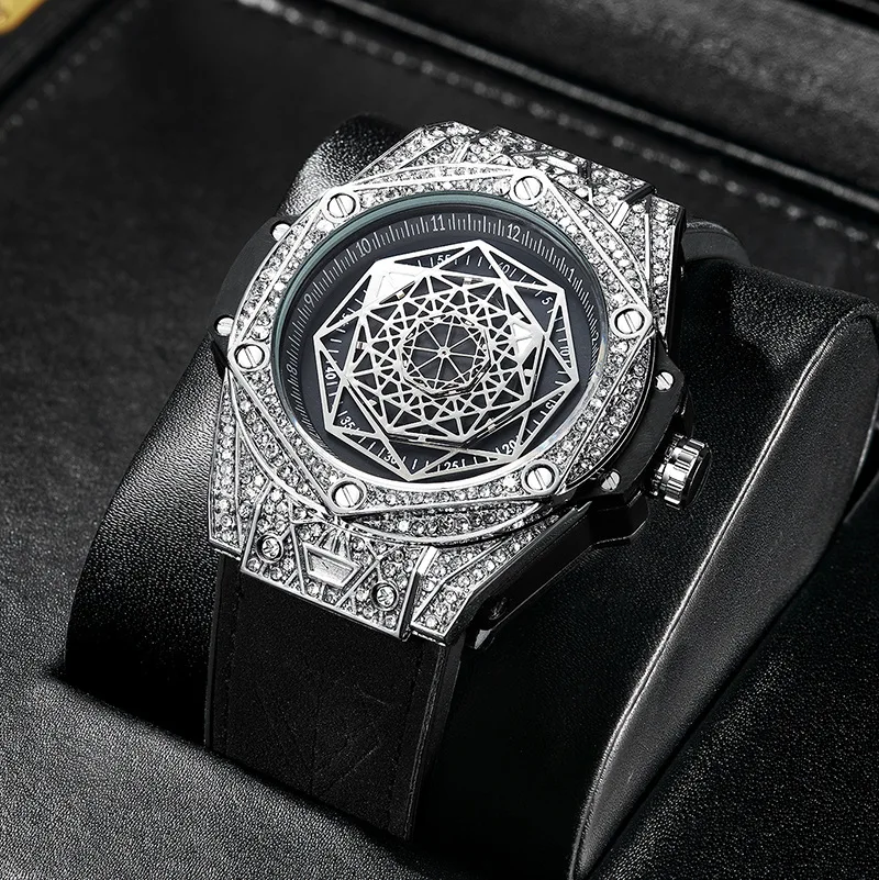 

KIMSDUN Men's Skeleton Dial Quartz Watch, Diamond-encrusted Case Black Leather Strap Fashion Casual Wristwatch
