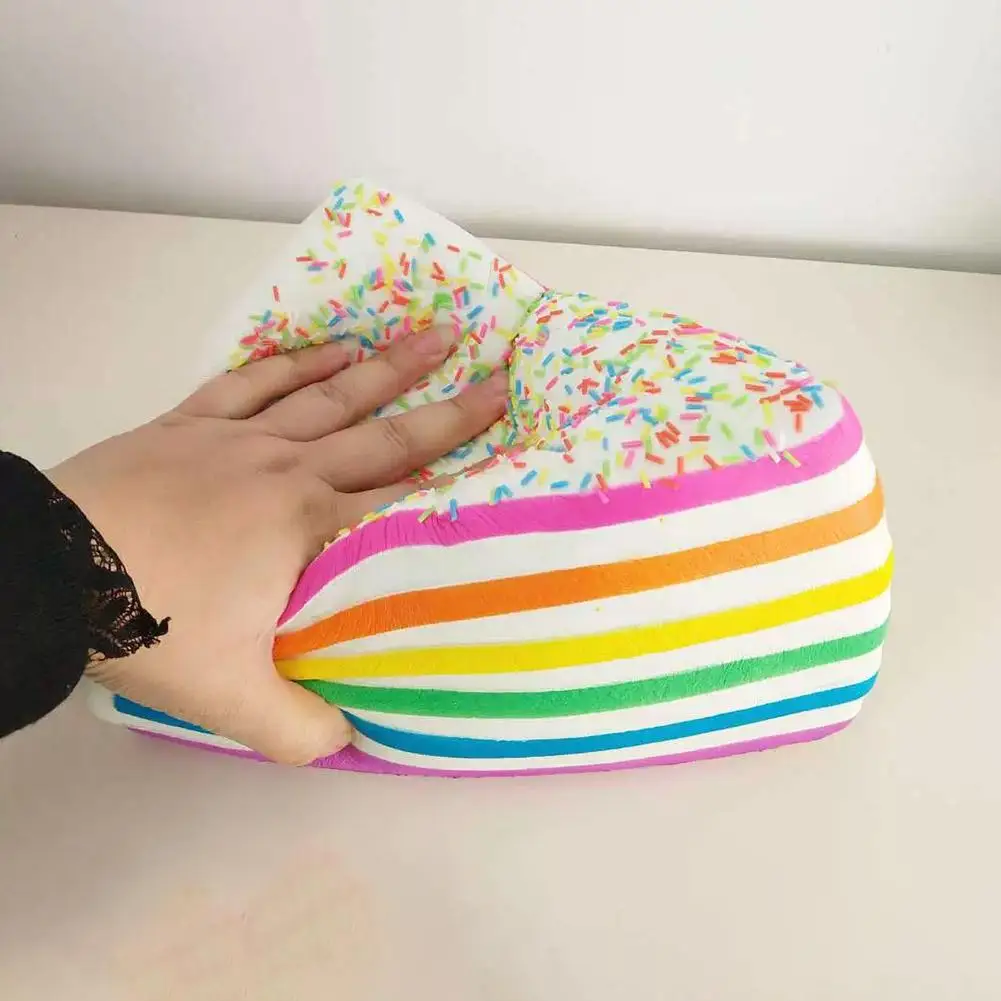 Regenbogen-Kuchen Squishy Spielzeug Langsam Rückfederndes Streusel-Kuchen Stressabbau-Quetschspielzeug für Kinder und Erwachsene