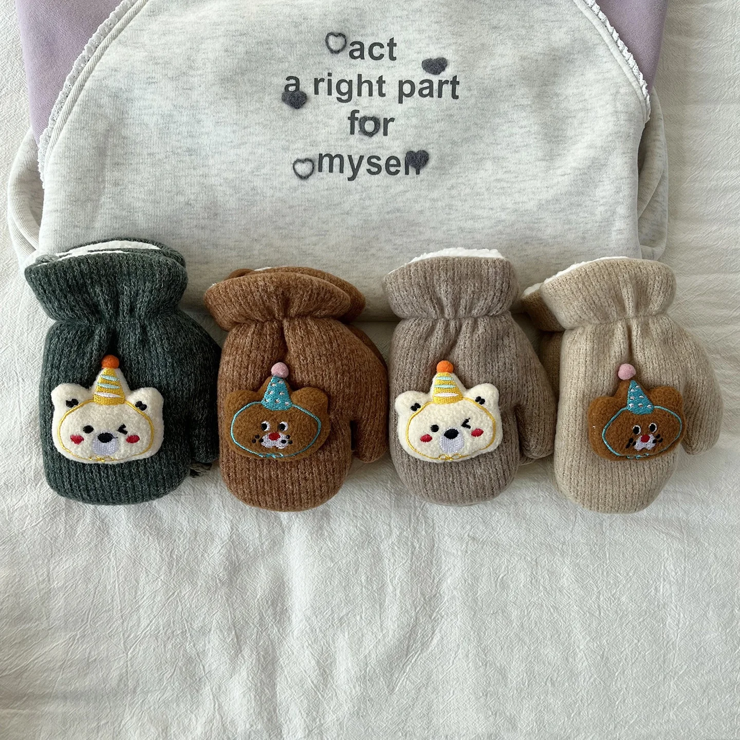 قفازات شتوية للأطفال من الصوف الحراري الدافئ قفازات حيوانات كرتونية لطيفة قفازات مضادة للانزلاق لعمر 2-6 سنوات