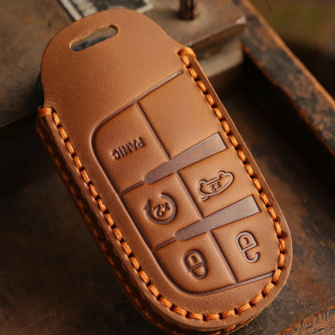 Leather Protector Car Key Cover Case for Jeep Renegade Compass Grand Cherokee Chrysler 300C Wrangler Dodge Accessaries Keychain