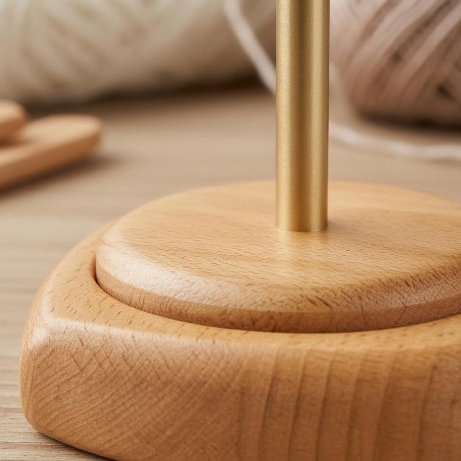 Yarn Spindle Holder Square Base Wooden Yarn Holder Craft Tool Even Tangletangle-Resistant for Weavers