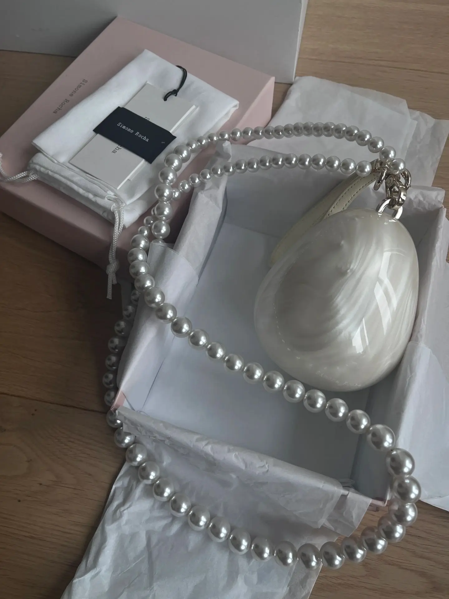 

Pearl Egg Crossbody Bag Pearl Chain Shoulder Strap French Small and Popular Bag Fashion Versatile Chain Crossbody Bag