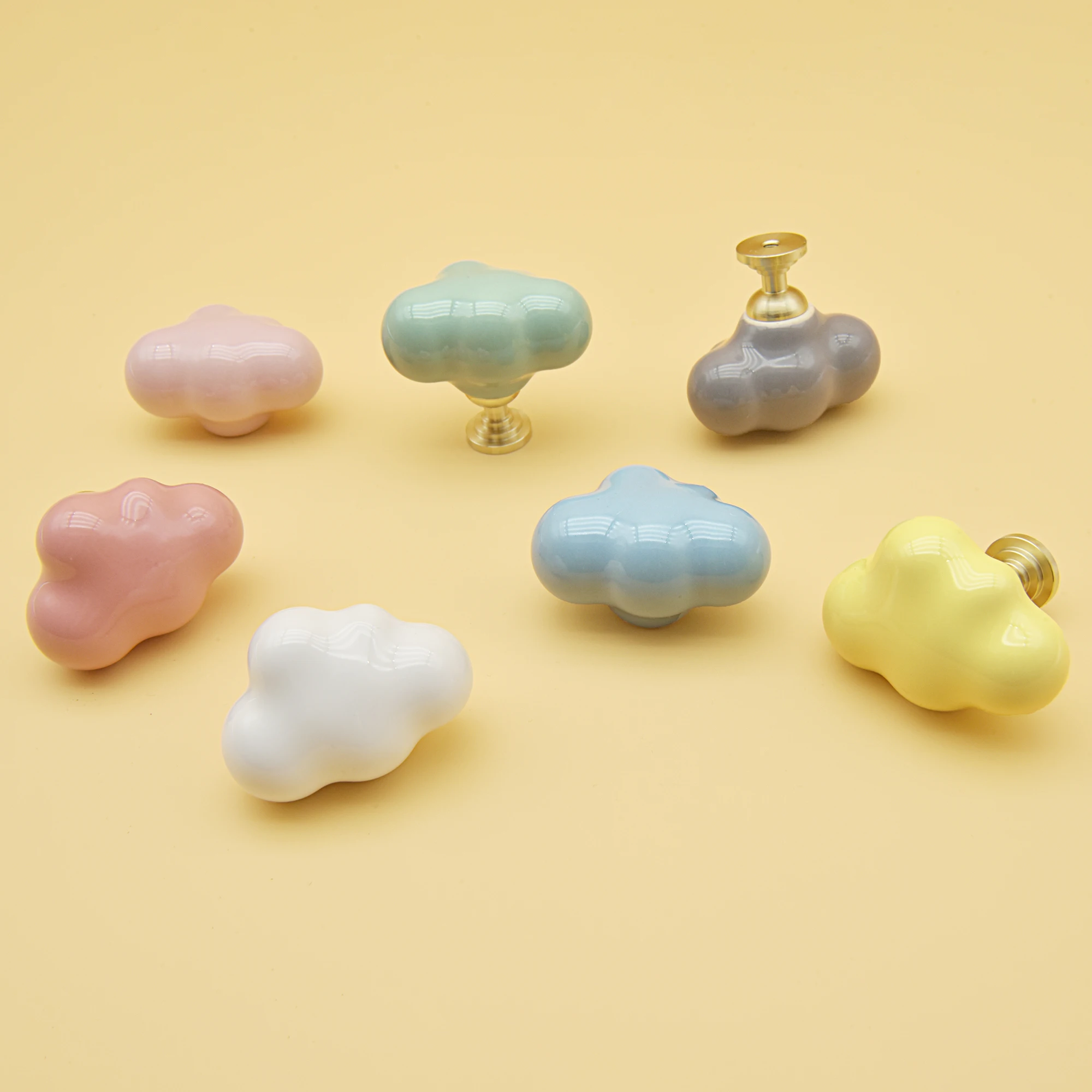 4 PCS Ceramic Cloud Cute Drawer Knobs Home Decor Cabinet Handles for Kids Colorful Creative Wall Mounted Clothes Bags Hooks