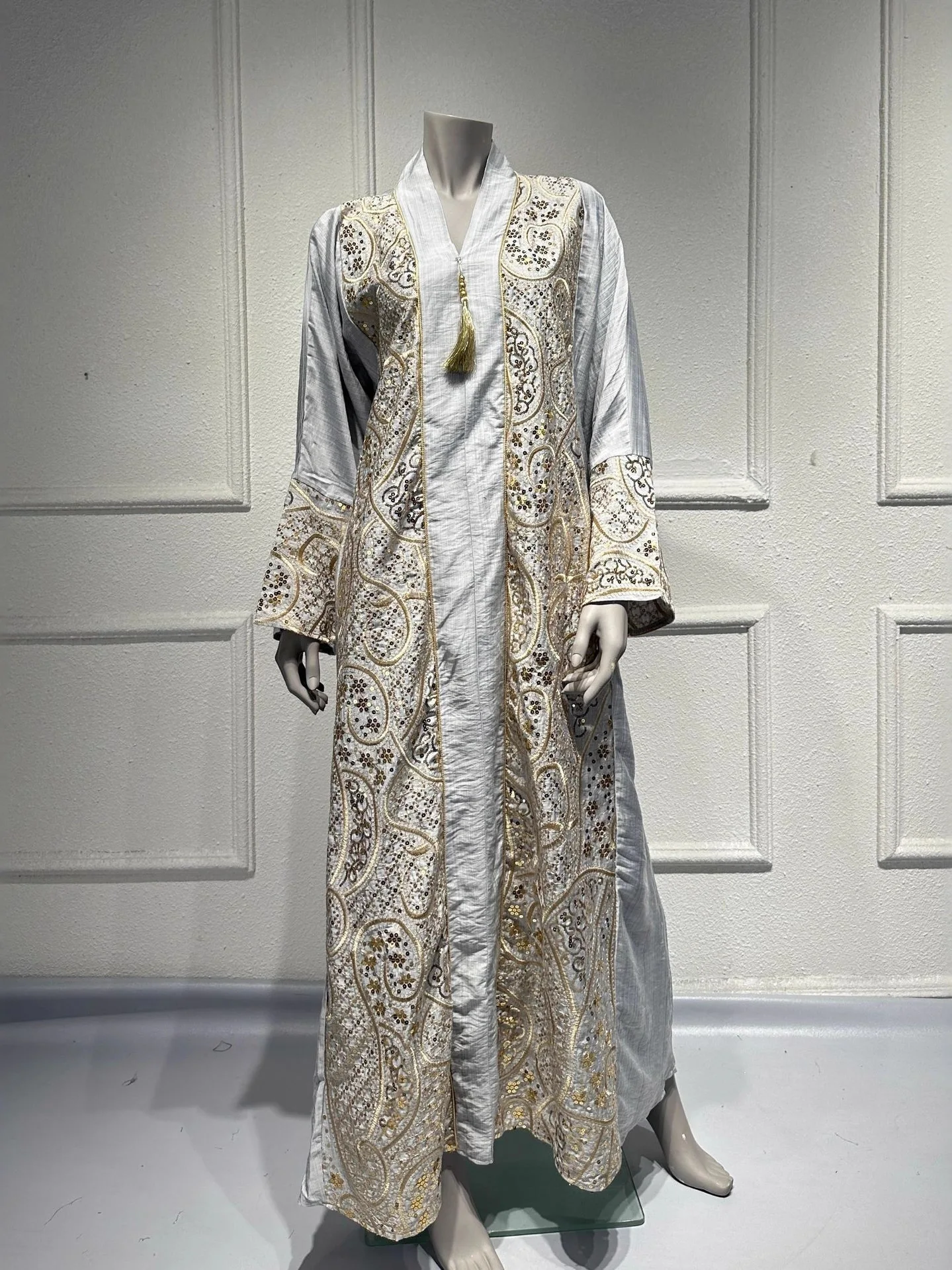 

Middle East Dubai New Style Abaya Evening Dress Loose Sequin Embroidered Skirt Long Robe Women's Fashion Ethnic Hanfu Clothing
