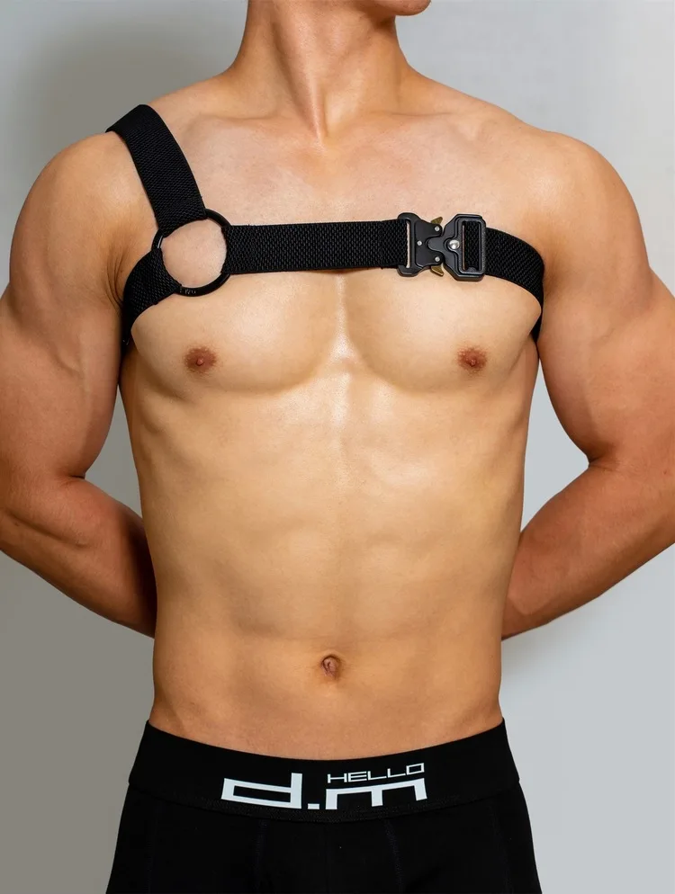 

Men's Shoulder Chest Strap Muscle Men Chest Strap Fashion Metal Decoration Male Performance Fun Elastic Harness
