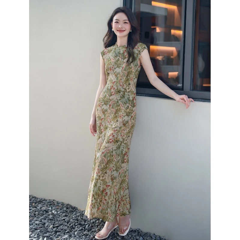 

Women Floral Silk Skirt New Chinese Cheongsam Silk Dress