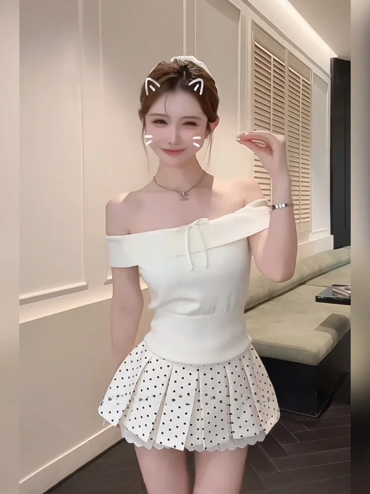 

XZY plus Size Sweet One-Shoulder Knitted Top Women's Summer Polka Dot Pleated Skirt Two-Piece Set Korean Style Slim Fit Casua...