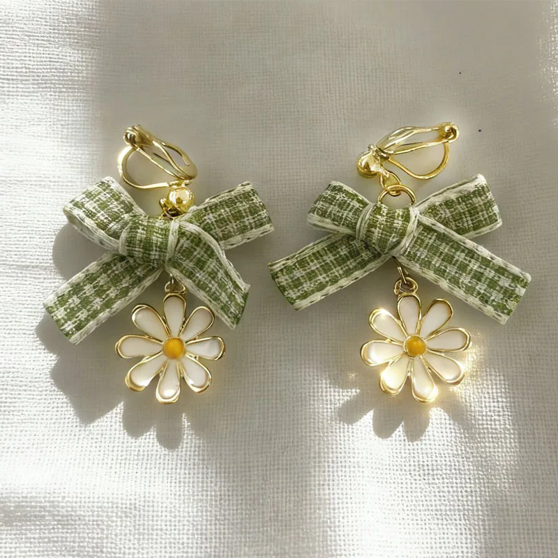 Sweet Bow Clip on Earrings for Women No Piercing Trendy Rhinestone Crystal Pearl Butterfly Ear Clips Fashion Party Jewelry Gifts