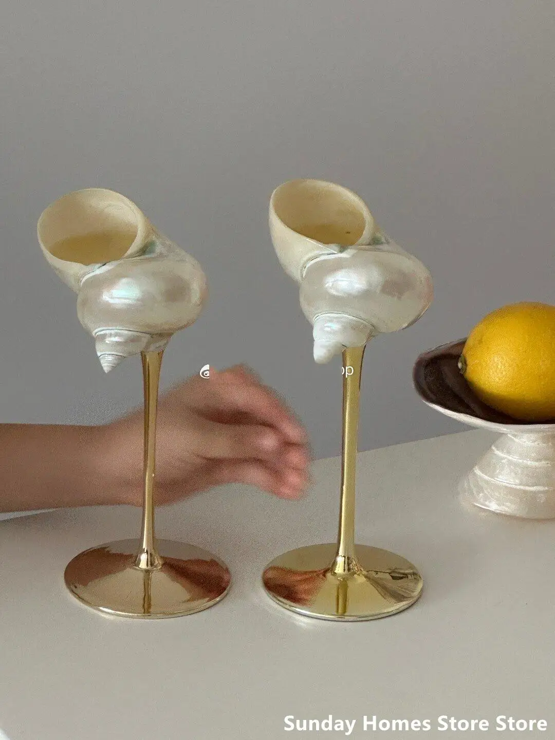 

Handmade Natural Conch Shell Wine Glass Champagne Cocktail Twisted Cup Pole Wine Cup Barware Table Decor Borosilicate Glass