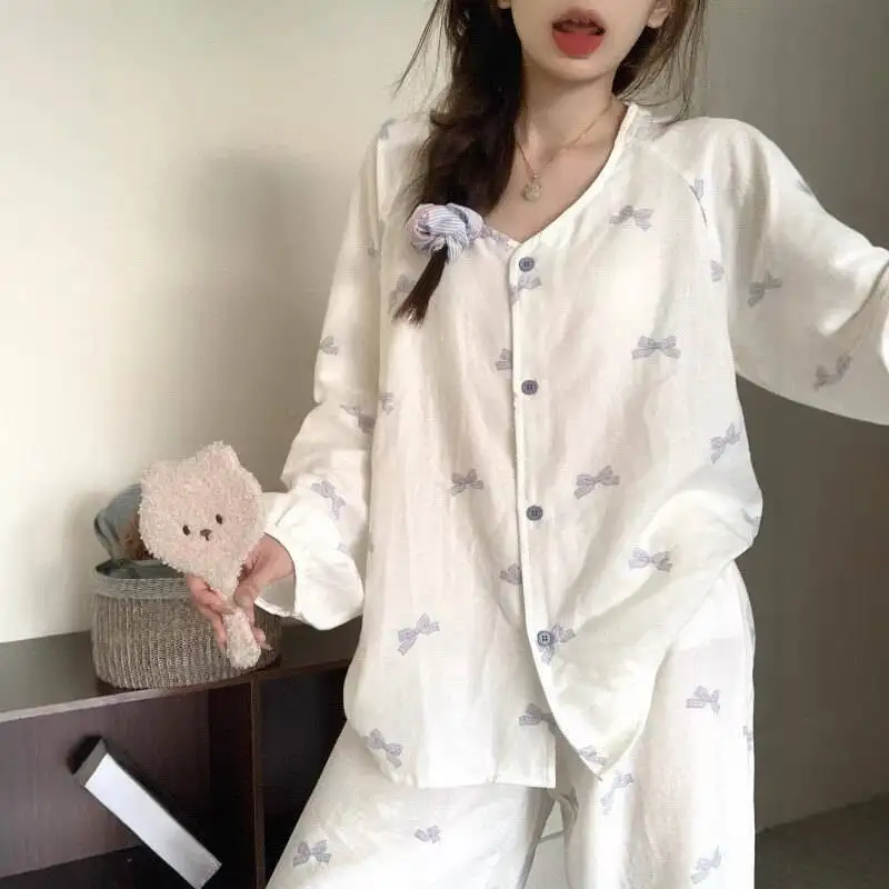 

Комплекты пижам женские пасхальные из модала, трикотажные, с рукавом три четверти, на пуговицах, до колен, осенние, эластичные, антибактериальные, 2026