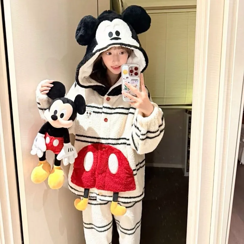 

Зимний пижамный комплект с Микки Маусом и капюшоном, женская утолщенная одежда для сна, милая комфортная домашняя одежда, женский удобный комплект домашней одежды ﻿