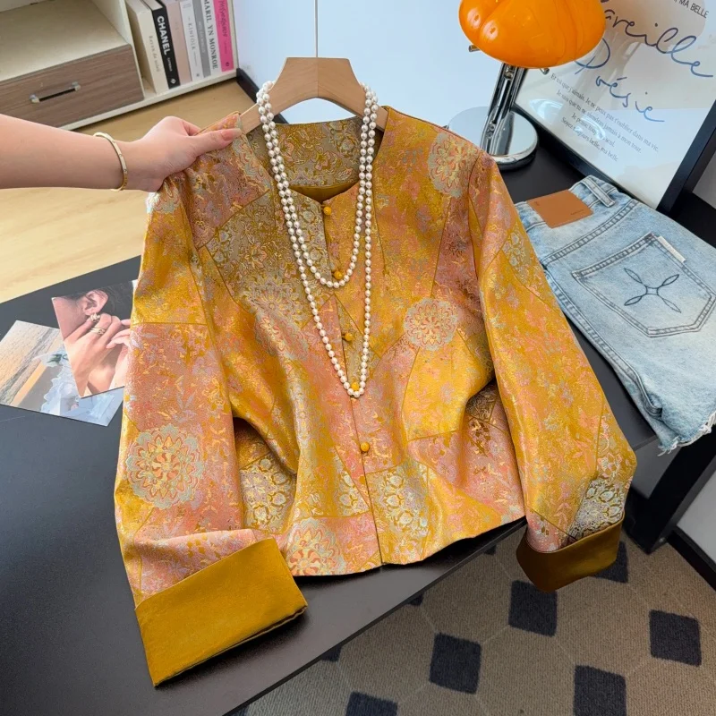 Romantic Chinese Style Long Sleeve Embroidered Heavy Work round Neck Improved Traditional Coat for Women Winter Wedding
