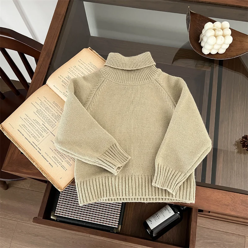 Maglione da ragazzo Autunno/Inverno 2025 addensato per bambini nuovi in cotone lavorato a maglia con fiori caldi regalo di Natale