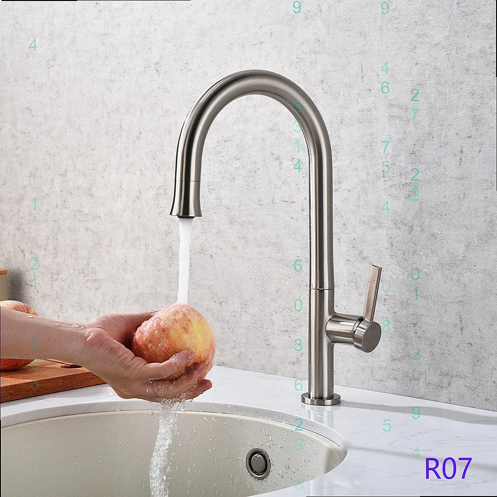 Modern Brass Kitchen Pull Out Faucet Cold Hot Water Mixer Tap for Sink