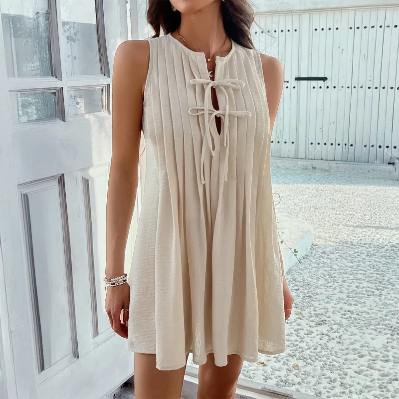 Vestito estivo plissettato da donna estivo 2025 - Mini abito solido senza maniche, completo casual per le vacanze al mare