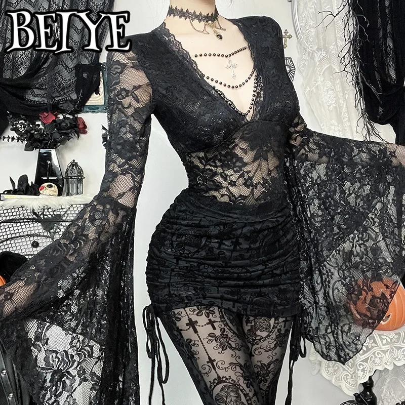 

Vintage Dark Goth Lace T-shirt Women Sexy Aesthetice Coquette See Through Beaded V-neck Flare Sleeve Crop Tee Tops Femme