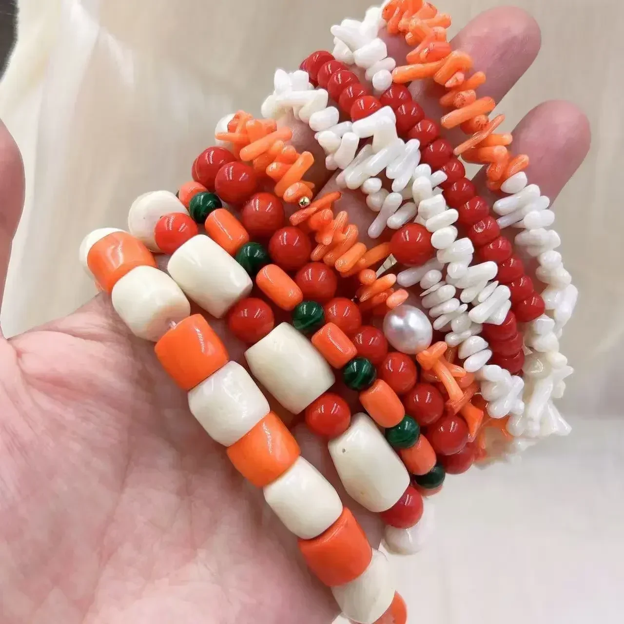 7.5-9inch Punk Jewelry Gift Vintage Orange Red Elegant Lady Lucky Elastic Stretch Natural Chips Sea Bamboo Coral Bracelet