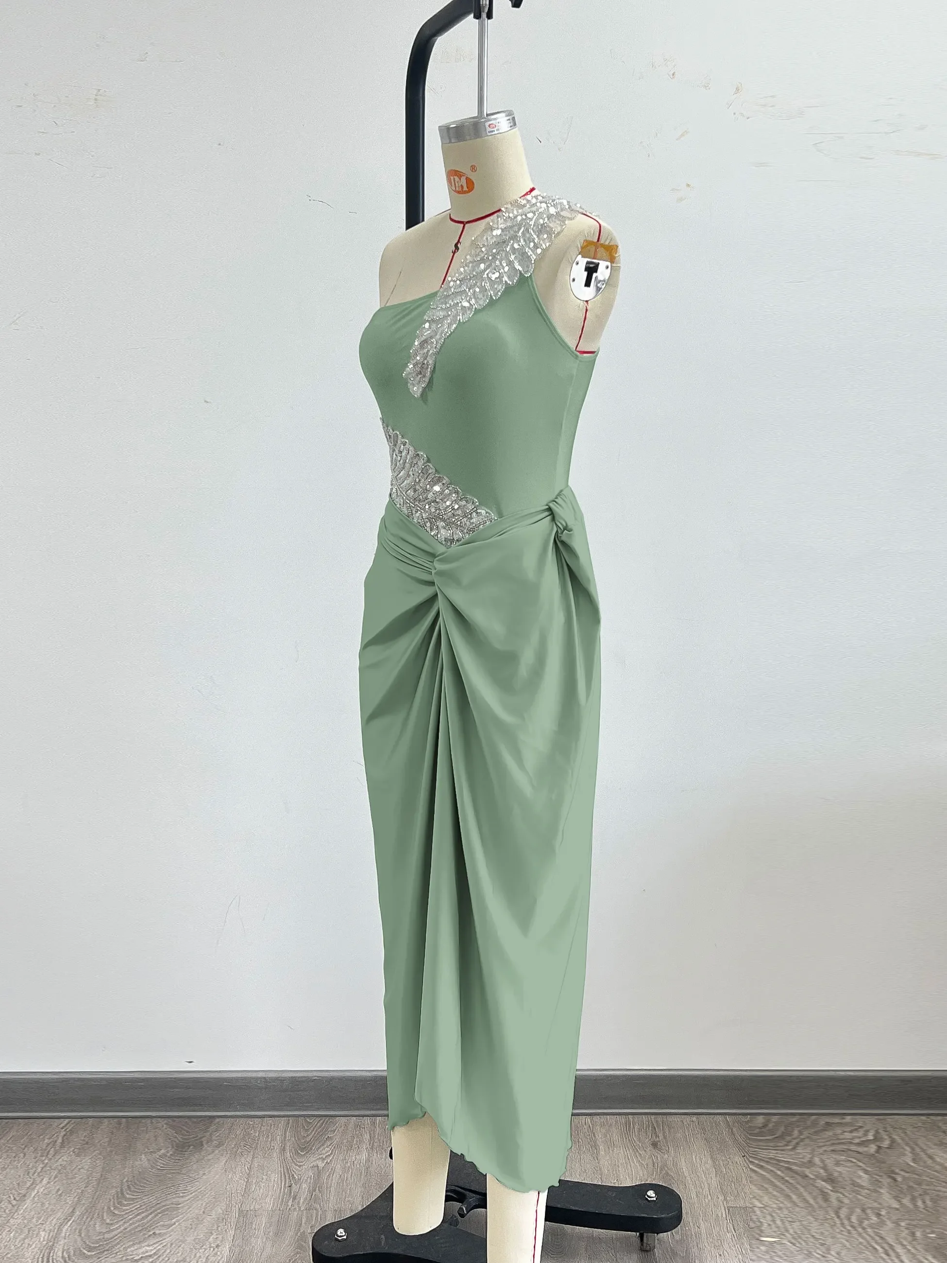 2024 جديد مثير كشكش مجموعة البكيني المطبوعة البرازيلي Biquini النساء ملابس السباحة تنورة ثوب السباحة الفتيات الصيف بحر فستان