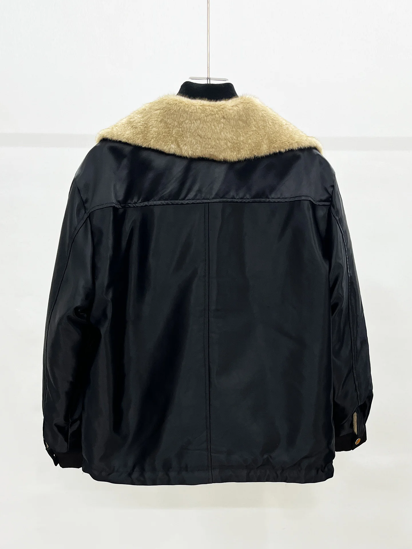 Fashion Plush Jackets Men 2025 Winter New Fleece Warm Parkas Faux Leather Coats Male Lapel Handsome Solid Color Zipper Parkas