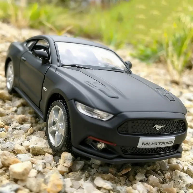 1-36-ford-mustang-gt-2015-liga-modelo-de-carro-esportivo-diecast-metal-veiculo-de-corrida-modelo-de-carro-alta-simulacao-colecao-criancas-brinquedo-presente