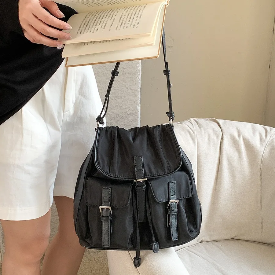 

Fashion Black Workwear Messenger Bag Lightweight Compact Crossbody Shoulder Bag For Students Commuting Leisure Daily Use