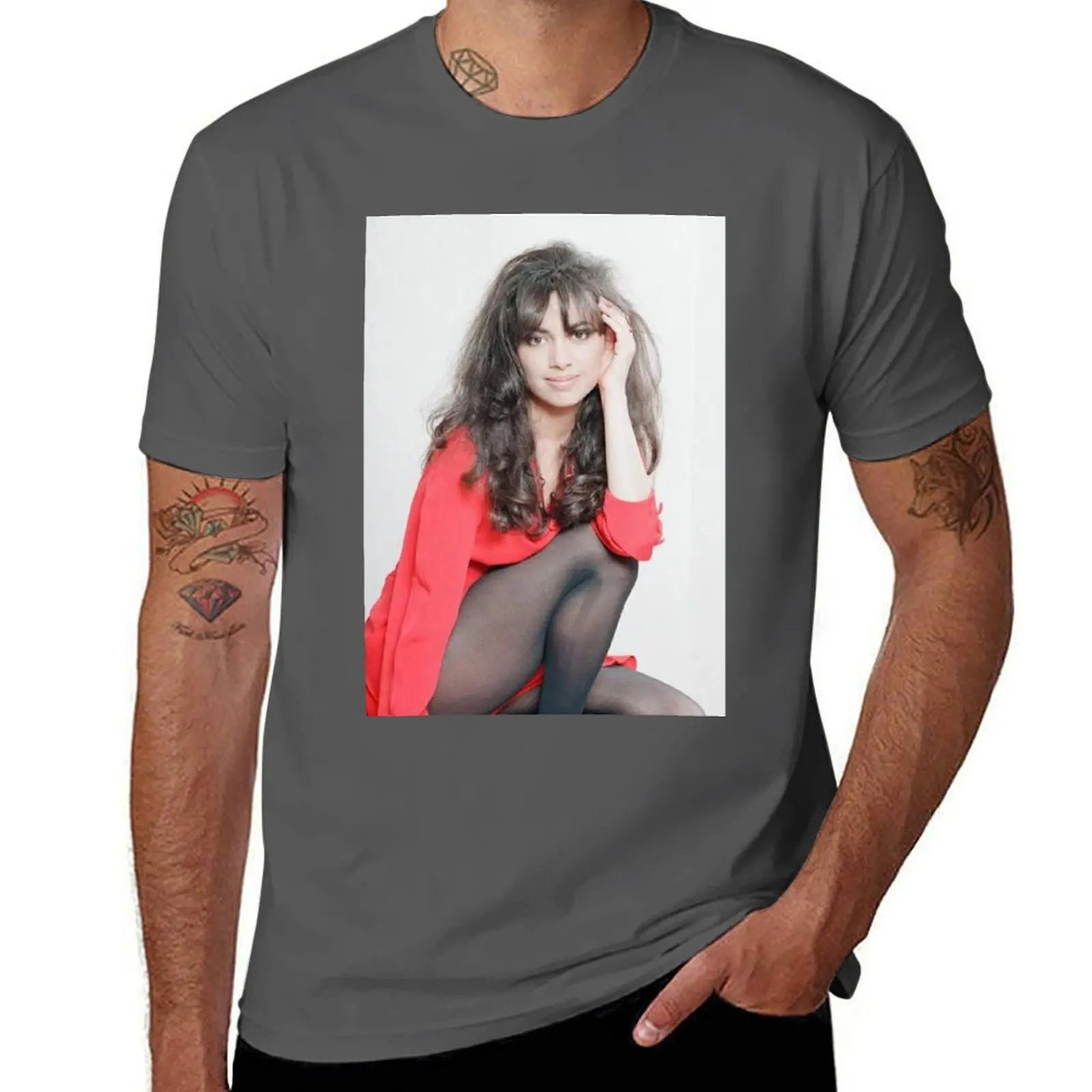 

susanna hoffs sexy T-Shirt Casual Soft Cotton Short Sleeve Tee
