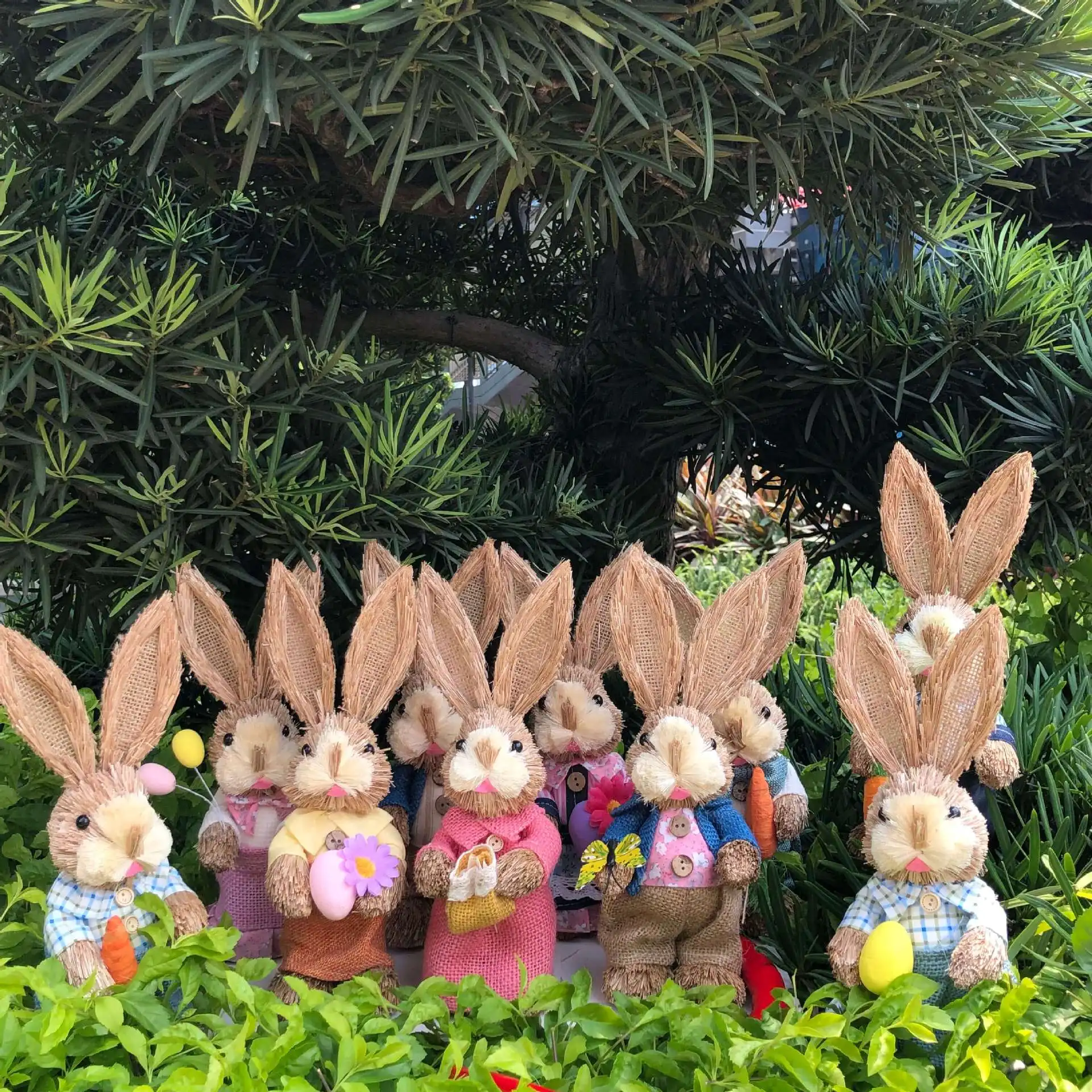 Easter Rabbit Decoration Straw Rabbit Ornament Creative Artificial Bunny Figure 25cm Home Holiday Cute with Flower Wreath